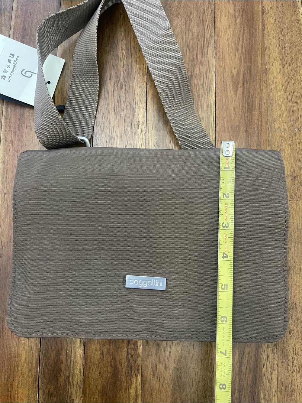 Baggallini Clever 3 zip Crossbody Bag Brown - Picture 5 of 9